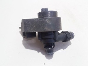 6922647 Heizungsventil Ventil Heizung (Erstausrüsterqualität)   DE860154-84