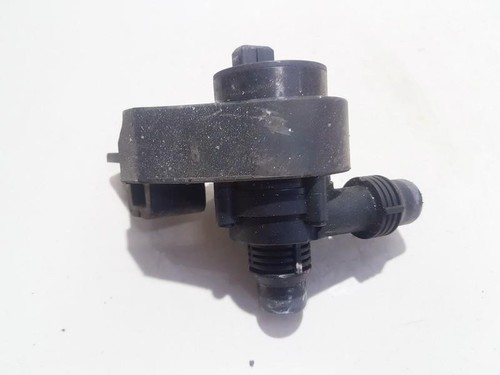 6922647 Heizungsventil Ventil Heizung (Erstausrüsterqualität)   DE860154-84