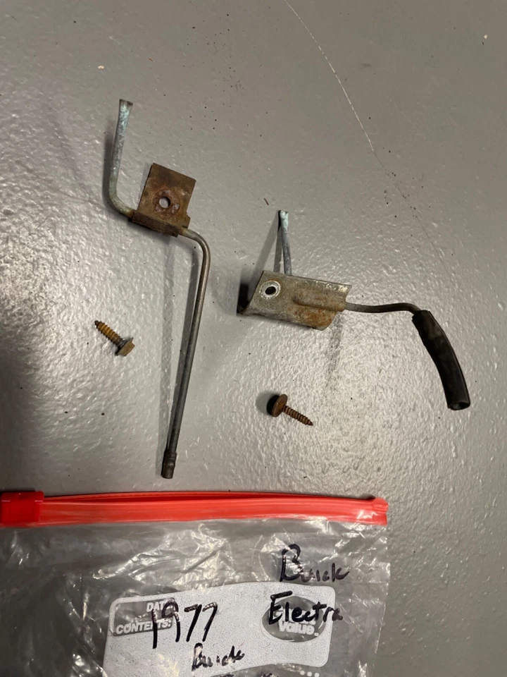 Buick Electra 1977 limpiaparabrisas limpiador líquido juego de boquillas chorro Foto 2 de 4