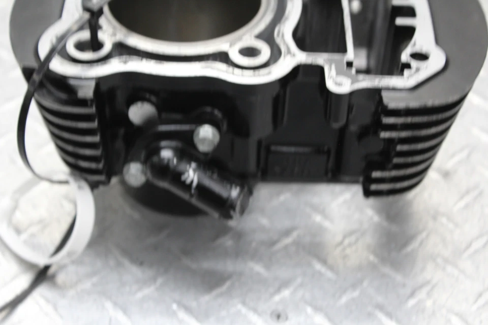 Honda Shadow Spirit 750 VT750DC 2005 motor pistón cilindros bloque jarra Foto 2 de 4