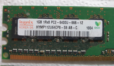 Hynix 4x1GB  1R×8 PC2-6400U-666-12  grün