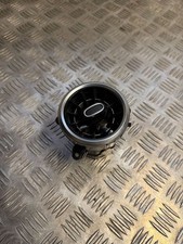 Mercedes-Benz B W247 2022 Luftausstr&ouml;mer L&uuml;ftungsd&uuml;se Luftd&uuml;se frontscheibe