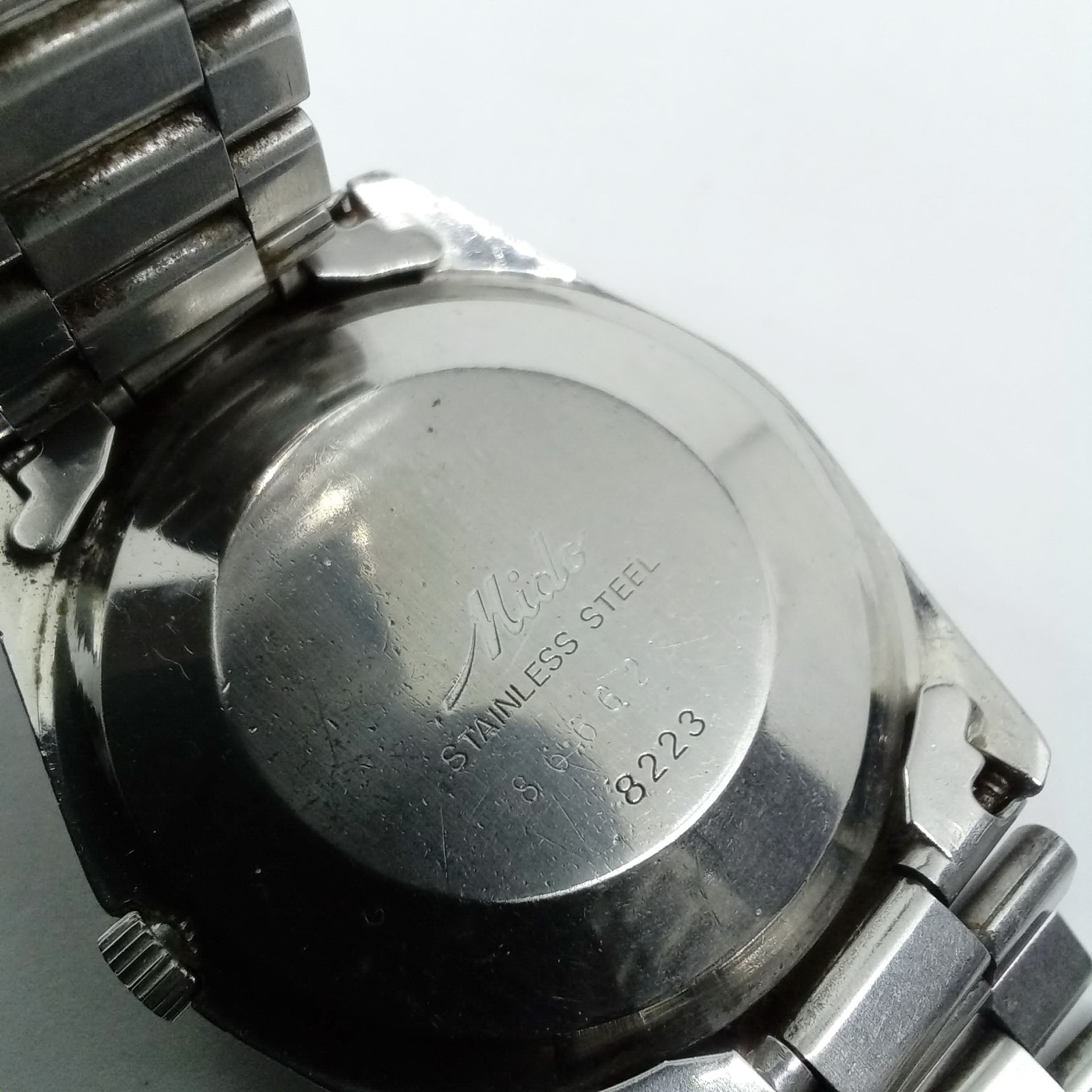 MIDO  Commander Model 8223 Automatic&hand winding… - image 11