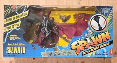 Todd McFarlane Spawn III Special Edition Figure Boxed Light-Up Eyes Cape