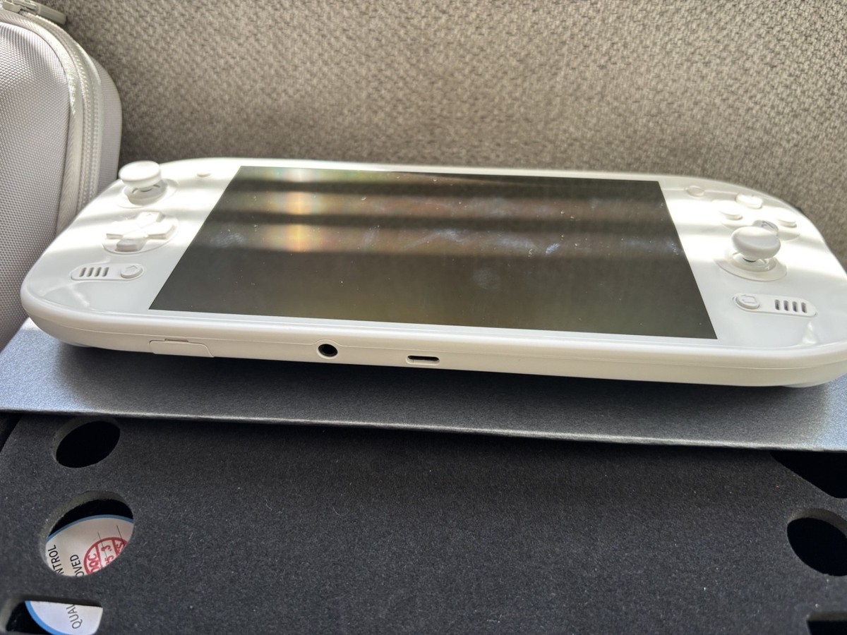 Ayn Odin 2 Portal Pro White 512GB/12GB, 256GB sd, 2 cases, grip