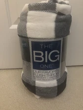 The Big One Oversized Plush Throw Blanket Super Soft 5ft x 6ft Brand New