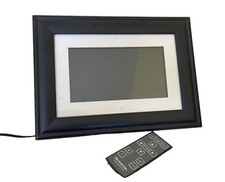 Pandigital 7 Inch Digital Black Photo Frame with Remote holds 2000 images
