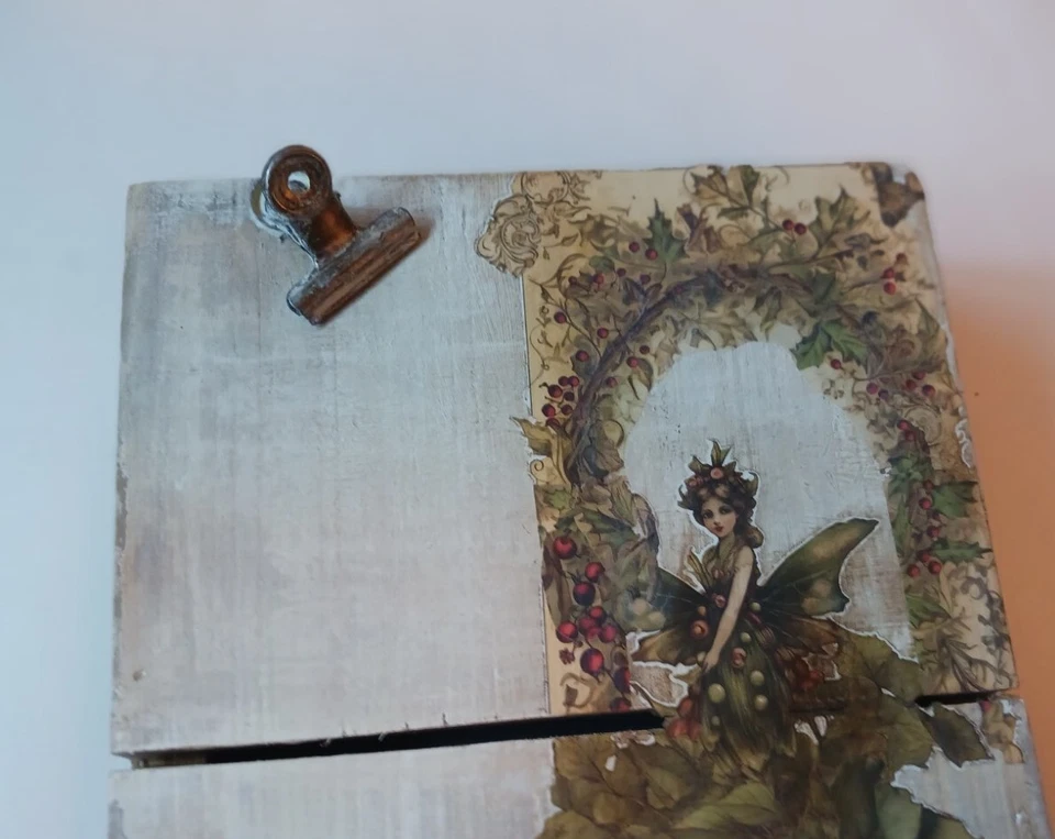 Rustic Clip Picture Holder Woodland Fairy Motif - Image 3 of 4