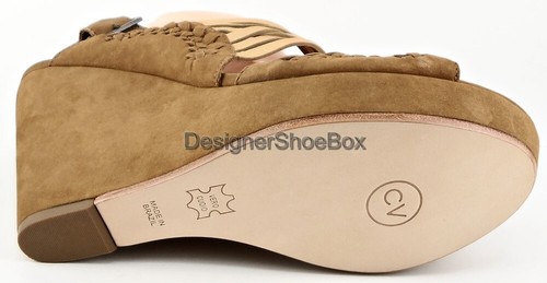 $250 CYNTHIA VINCENT JADEN Gold Brown Leather Designer Platform Wedge Sandals 10 - Picture 3 of 4