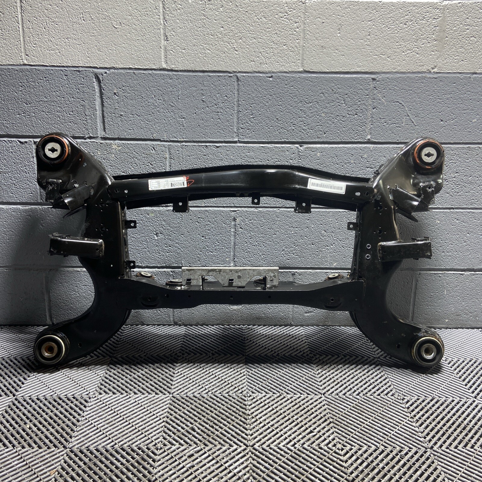 2017-2023 Maserati Ghibli M157 RWD Rear Subframe Crossmember Support OEM
