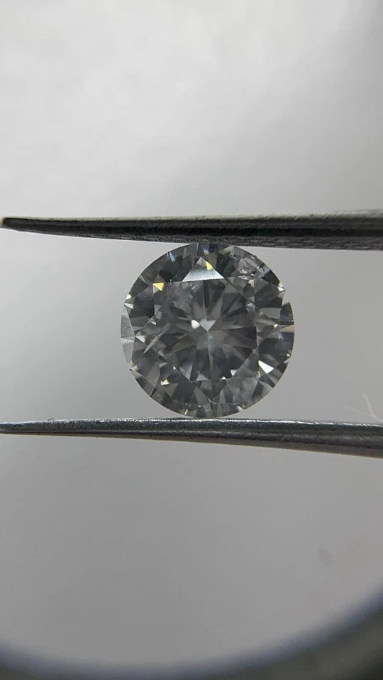 Diamante Natural 0,58 quilates | Certificado GIA | Forma - Redondo | Color - D | I2 Foto 3 de 4