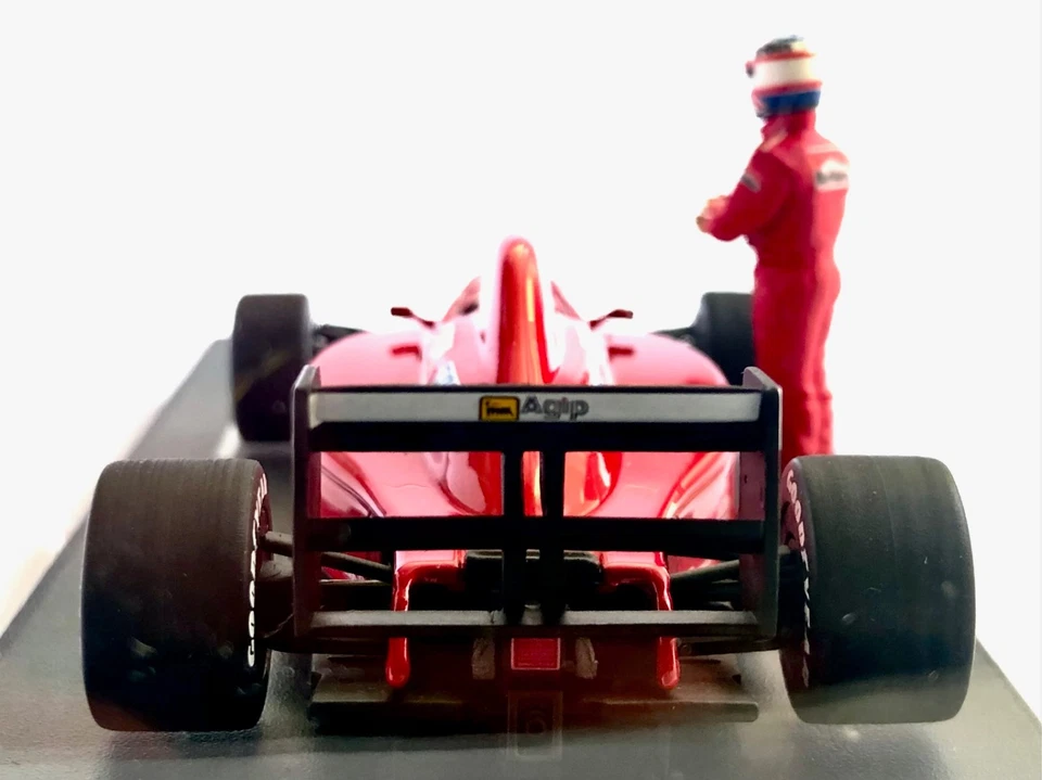 F1 1/43 Hot Wheels Elite Ferrari F1-89 N°27 Nigel Mansell 1st Hungary GP 1989 - Immagine 4 di 4