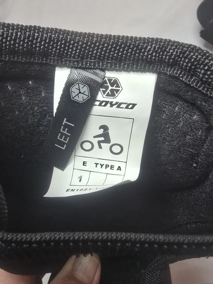 Protectores de codo ajustables para moto SCOYCO Foto 3 de 4