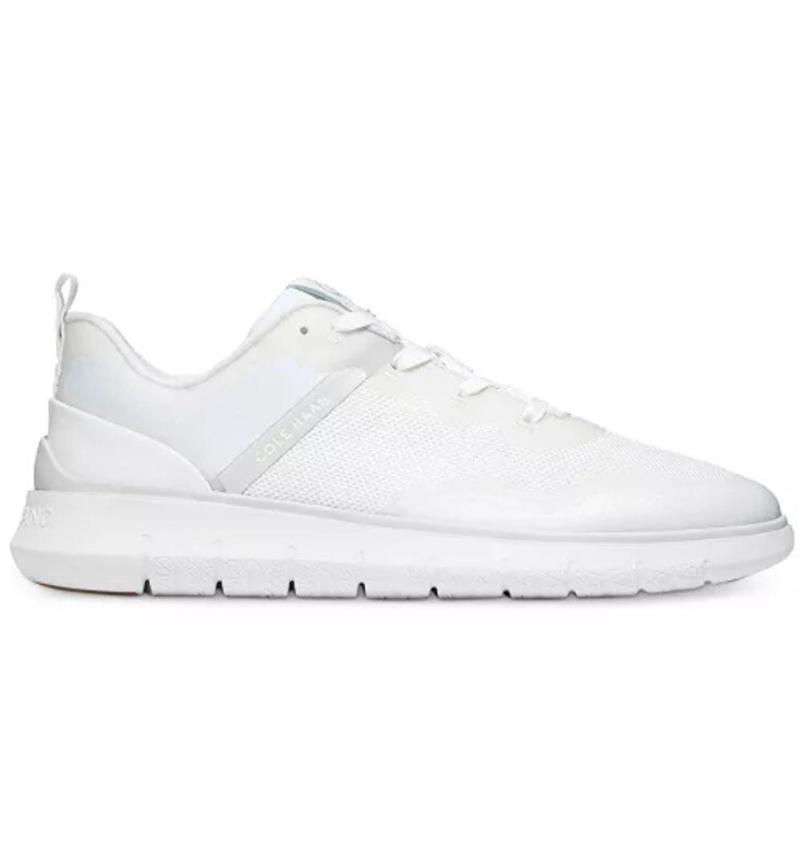 Мужские кроссовки Cole Haan Generation ZERGRAND Stitchlite на шнуровке цвет белый C38988 14090₽