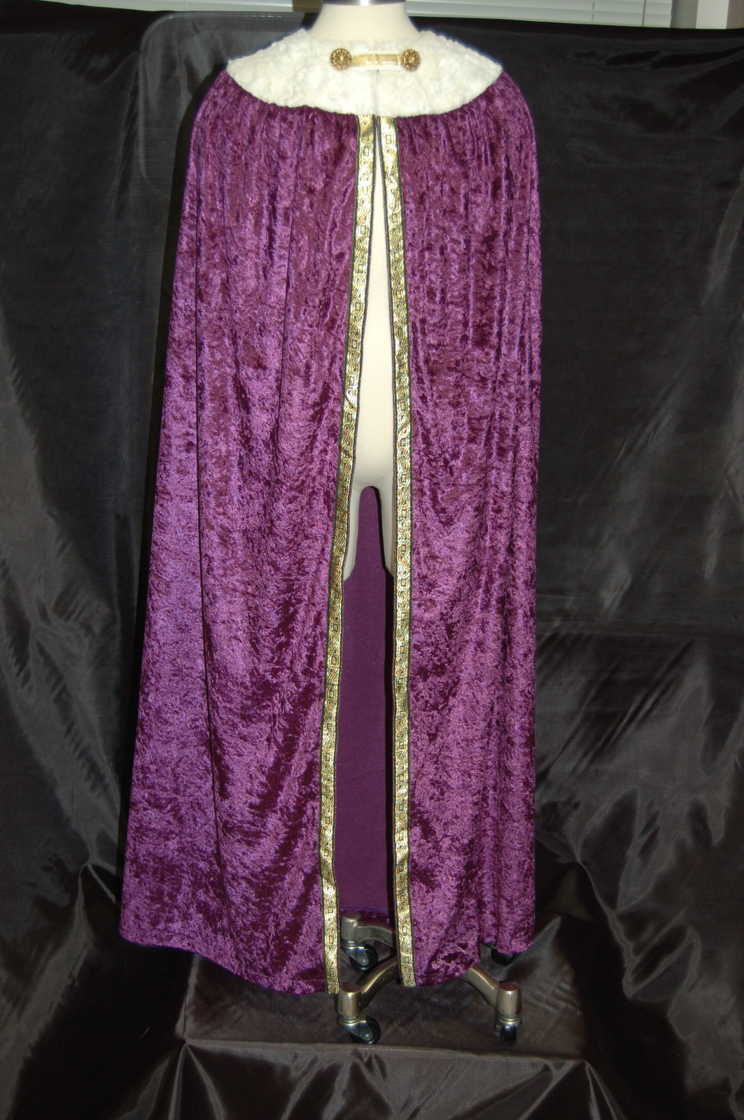 Children's Dress Up Purple Royal Robe/Cape King/Queen, NEW costume 3