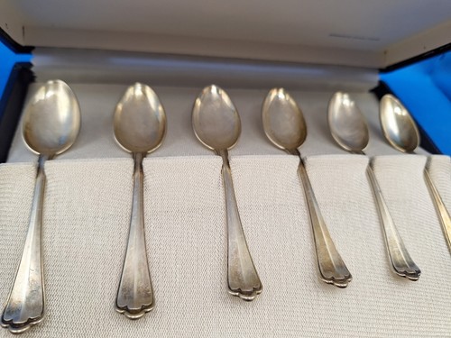 CUCCHIAINI antichi in ARGENTO "800" 6 Pezzi Grammi 86 - Foto 2 di 12