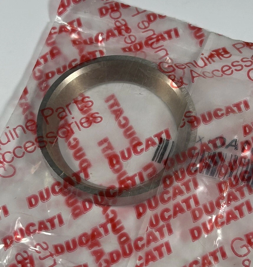 ASIENTOS VÁLVULA DUCATI OVERSIZE - ASIENTO, VÁLVULA DE ENTRADA +0,06 MM, P/N - 304A0961AC Foto 3 de 3
