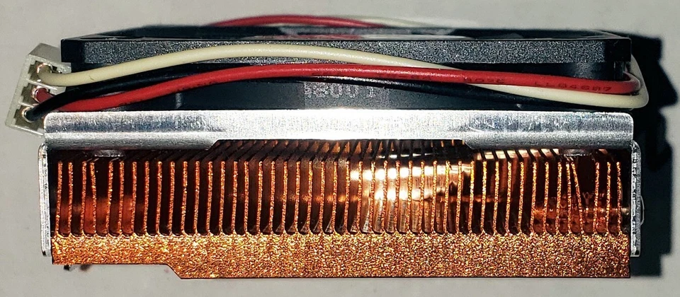NEW Dynatron High Performance 1U Copper CPU Cooler for Sockets A/370 CPUs - Image 3 of 4