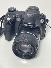 Fujifilm FinePix S Series S5200 5.1MP Digital Camera WORKS W/ Strap  lens Cover