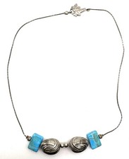 Silver Tone Navajo Turquoise Bead Necklace 