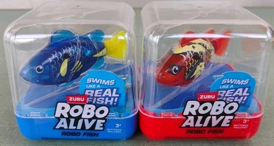 Zuru Robo Alive Fish Robotic Swimming Red & Blue