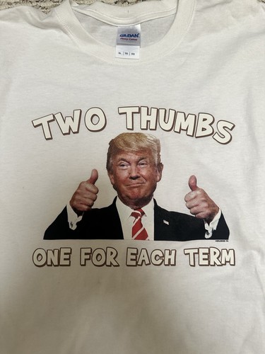 President Donald Trump “Two Thumbs Up” T-Shirt XL