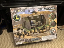 Click n Play Military Base With Box