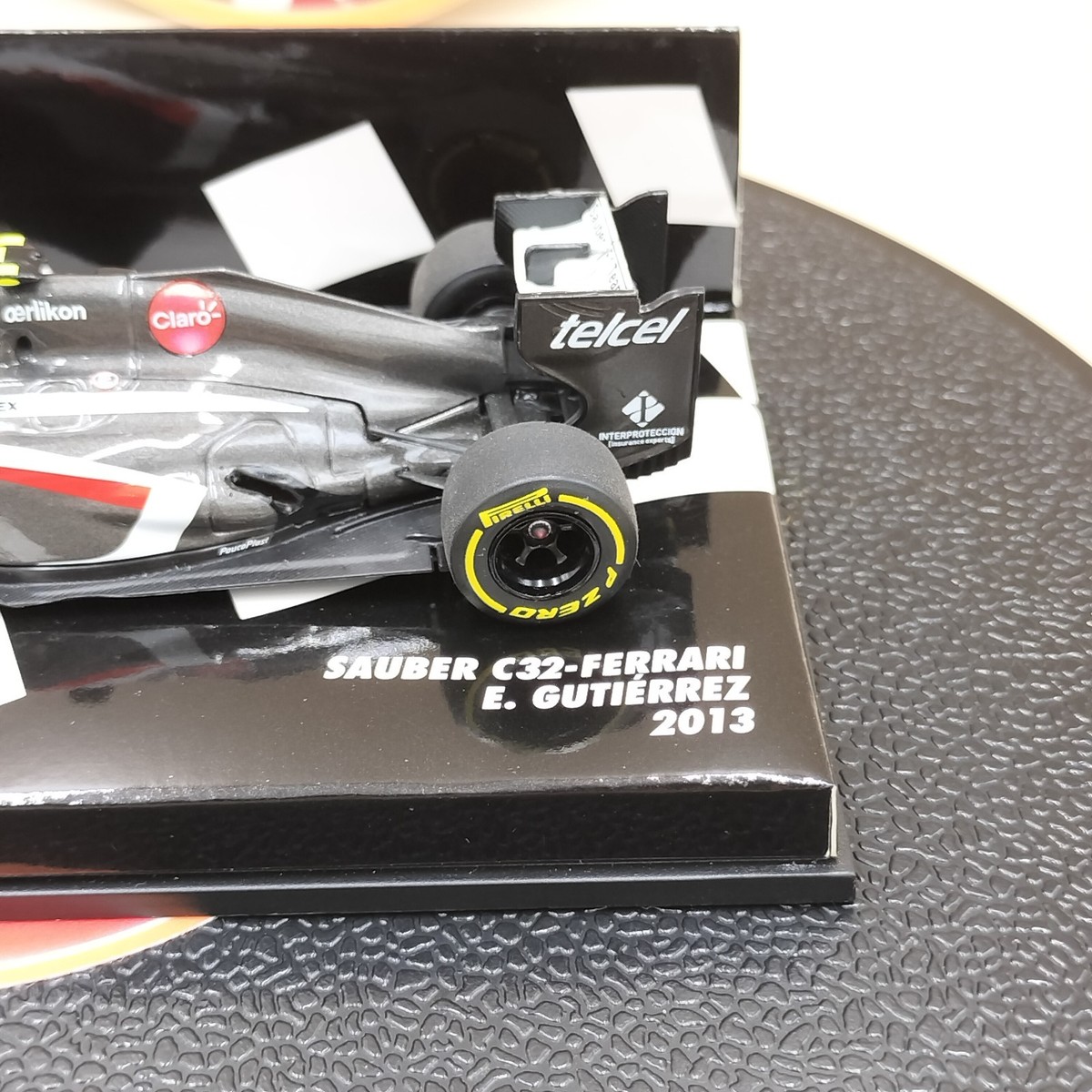 MINICHAMPS 1/43 Sauber C32 Ferrari Esteban Gutierrez #12 2013