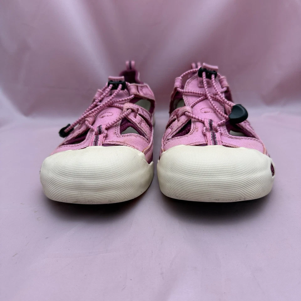Женские босоножки Keen розовые холщовые с закрытым носком размер 6 - Изображение 3 из 4
