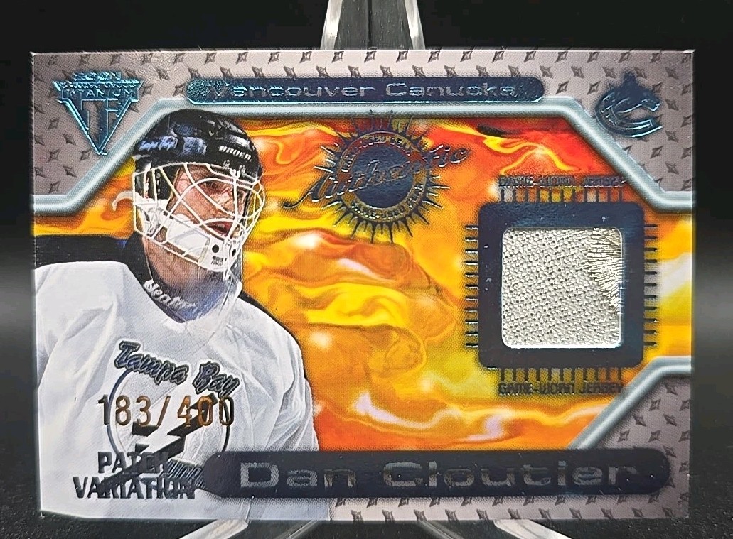 2000-01 Pacific Titanium #148 Dan Cloutier Game-Used Gear Patch Variation /400