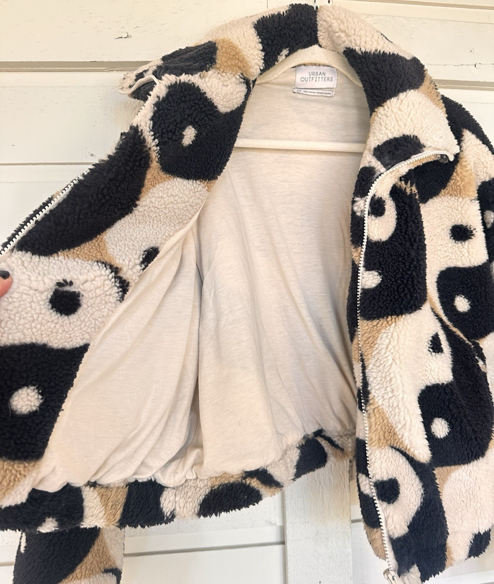 Urban Outfitters Olivia Print Sherpa Jacket Yin Yang Fleece Black