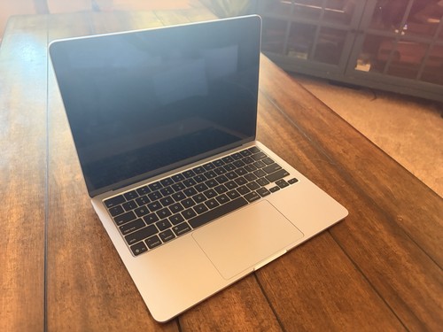 2025 Apple MacBook Air 13" M4 16GB RAM 256GB Damaged Screen Please Read thumbnail 2