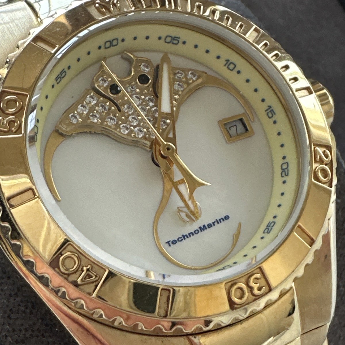 NWT Technomarine Sea Quartz Silver Dial Ladies Watch NWT Authentic Technomarine OCEAN Quartz Silver Dial Unisex Watch main image 3