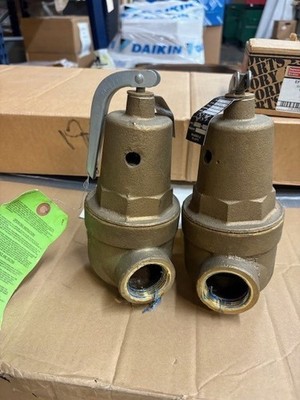 Apollo Valves  1-1/4''