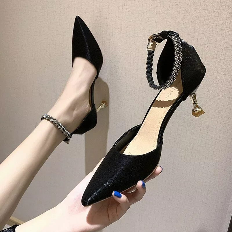 Elegant heels 2025