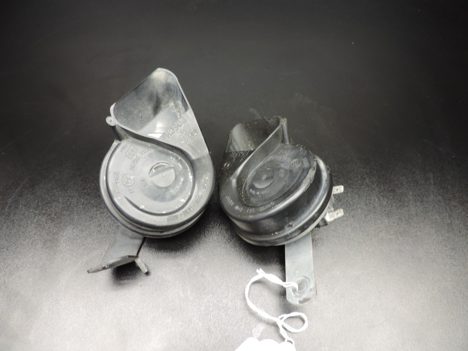 OEM Genuine 07-13 Mercedes w216 CL63 AMG Set of 2 Horns 0055423520 