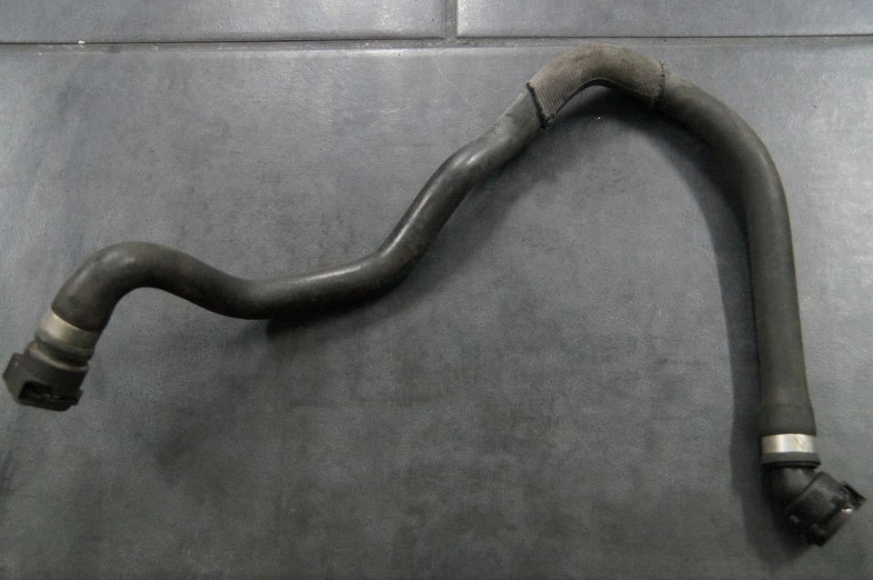 Durite pour Eau de Refroidissement BMW X5 E70 4.8i Tuyau Fluide Radiateur - Photo 2/3