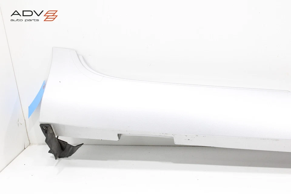 Cadillac ATS 2013-2018 sedán pasajero derecho faldón lateral panel basculante moldura OEM Foto 2 de 4