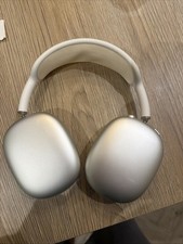 Apple AirPods Max Wireless Over-Ear Bluetooth Headphones Silver/White