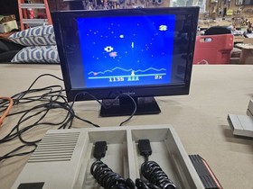 Mattel Intellivision II Video Game System & 40  Games! Ready to Hook Up & Play!