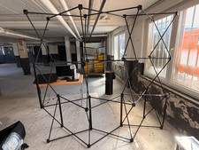 Pop-up Messewand Gestell faltbar &ndash; Scherengitter f&uuml;r Display und Messestand