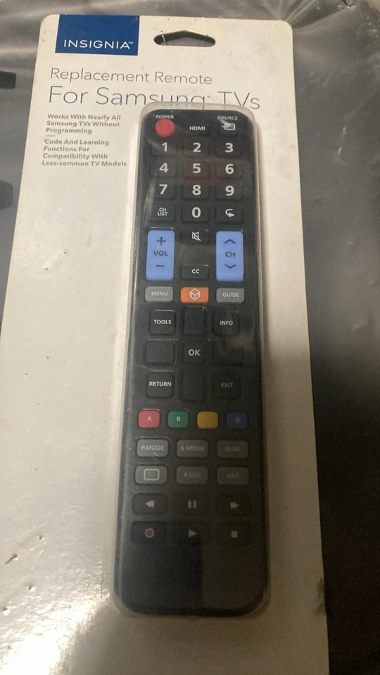 Insignia TV Remote Control Model NS-RMTSAM17 for Samsung TVs New In Package  - Image 2 of 4