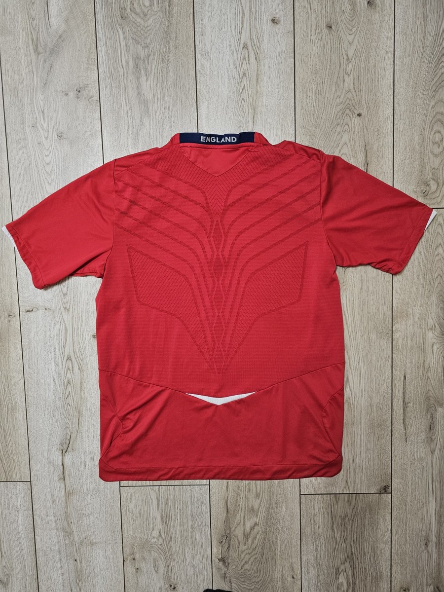 ENGLAND 2008 2010 AWAY FOOTBALL SHIRT SOCCER JERSEY RED L