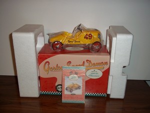 1999-HALLMARK-KIDDIE-CAR-CLASSICS-1941-MURRAY-GARTON-SPEED-DEMON