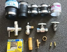 MISCELLANEOUS LOT OF NEW PLUMBING PARTS LOT/BRASS CRAFT/OTHERS/AS SHOWN 