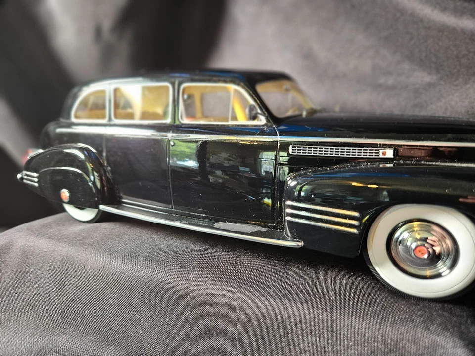 BOS Models 1941 Cadillac Fleetwood 75 Touring Sedan 1:18 Scale Inv. #4337 - Image 3 of 4
