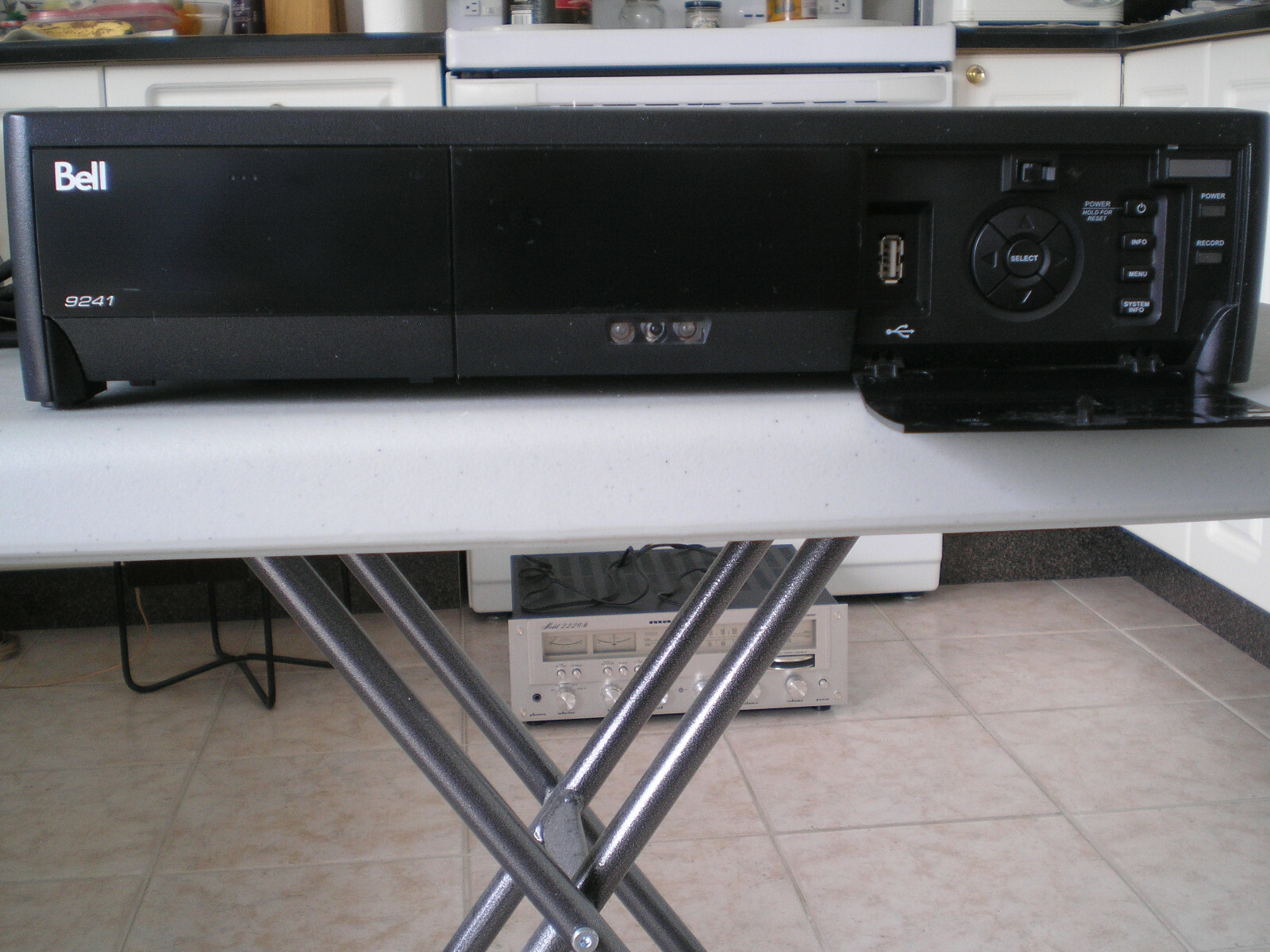 Bell HD 9241 PVR (High Definition) Satellite TV receiver with remote