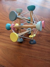 Vertbaudet Baby Greifling Ball Aus Holz Bunt Babyspielzeug Holzspielzeug