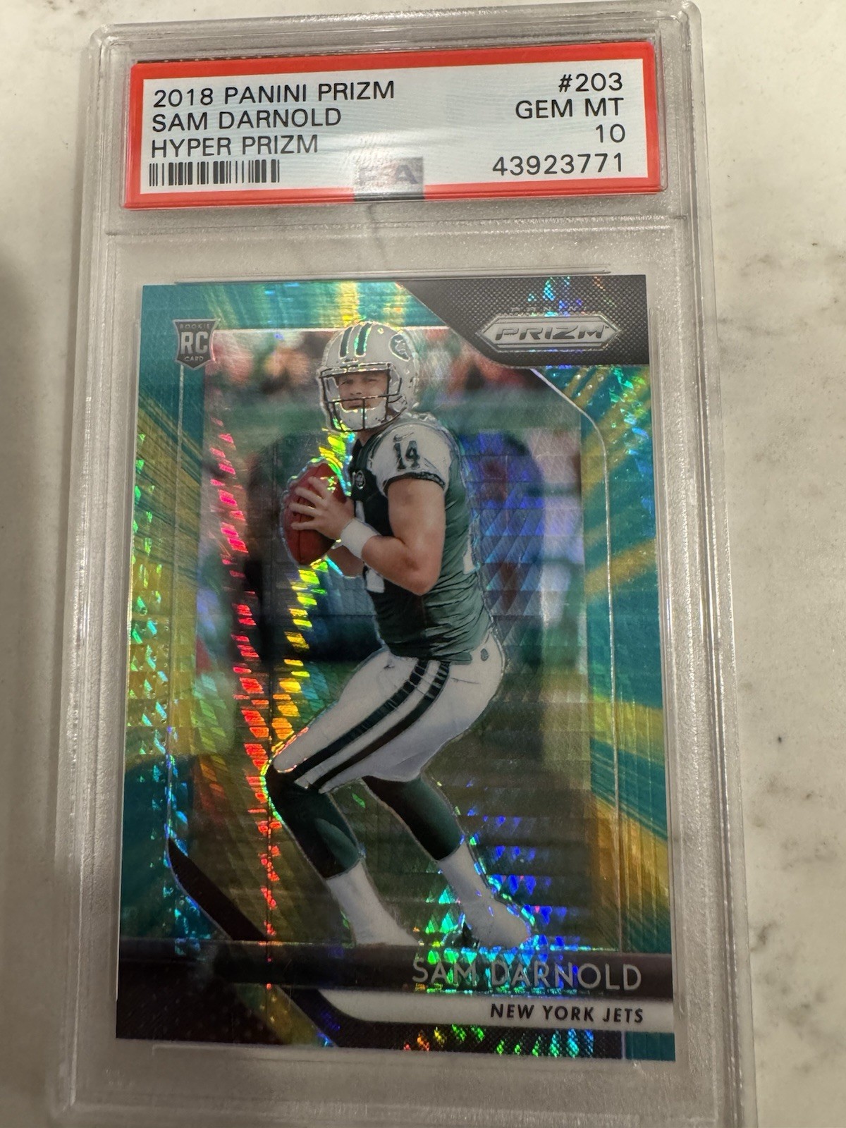2018 Panini Prizm Sam Darnold Rookie Hyper Prizm #26 /275 PSA 10 New York Jets