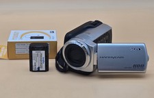 Sony Handycam DCR-SR38E Digital Camcorder 70GB HDD 60x Optical Zoom With Charger